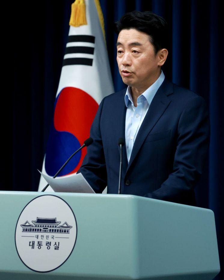 강훈식 "한미 정상 첫 만남 앞두고, 경제·안보 철저 대비" 당부(종합)