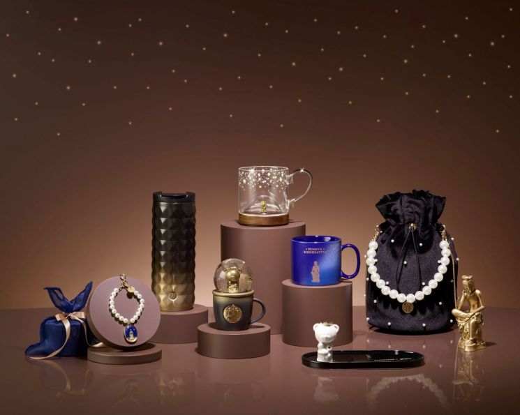 반가사유상이 컵 속에…스타벅스, '사유의 방' 굿즈 출시 