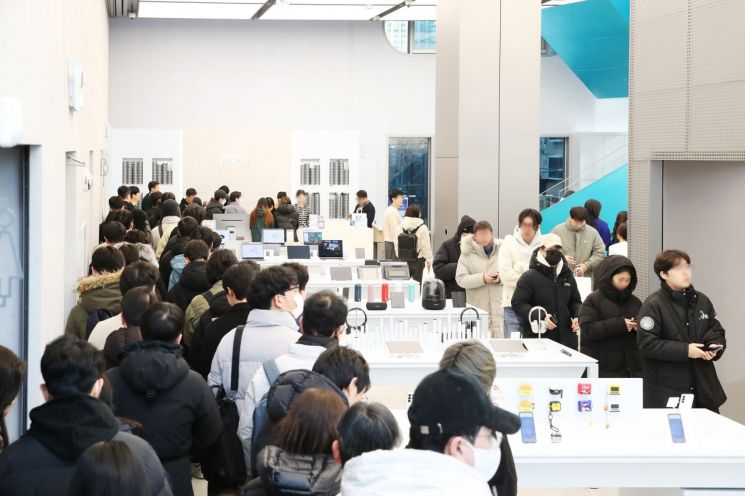 Galaxy S25 Series Hits 3 Million Sales in Korea in Record Time, Two Months Faster Than Previous Model