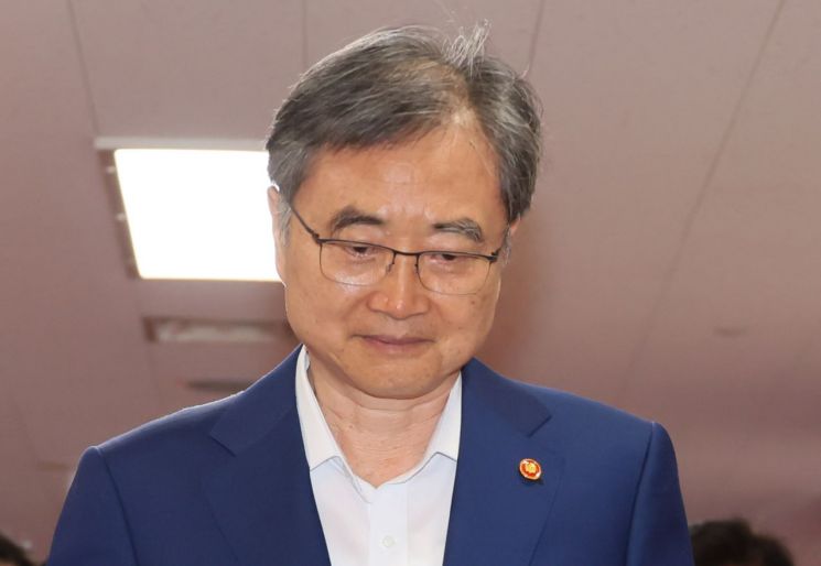 조현 외교부 장관이 5일 서울 종로구 정부서울청사에서 열린 국무회의에 참석하고 있다. 2025.8.5 연합뉴스