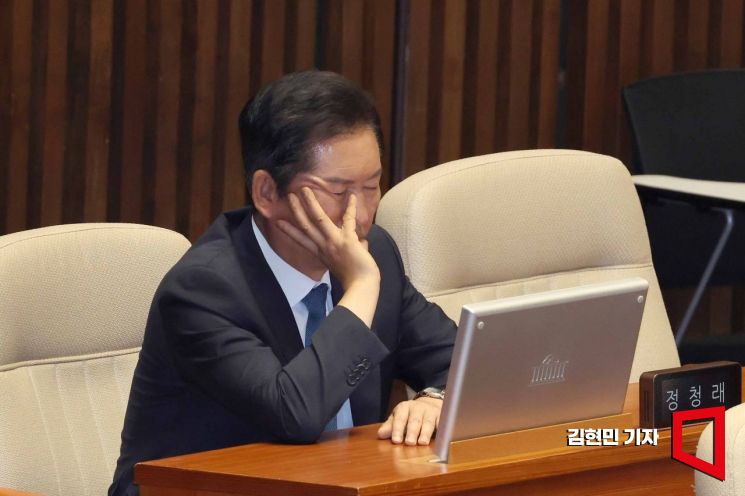 조원진, 이춘석 논란에 "의원직 사퇴하고 국회의원 전수조사해야"