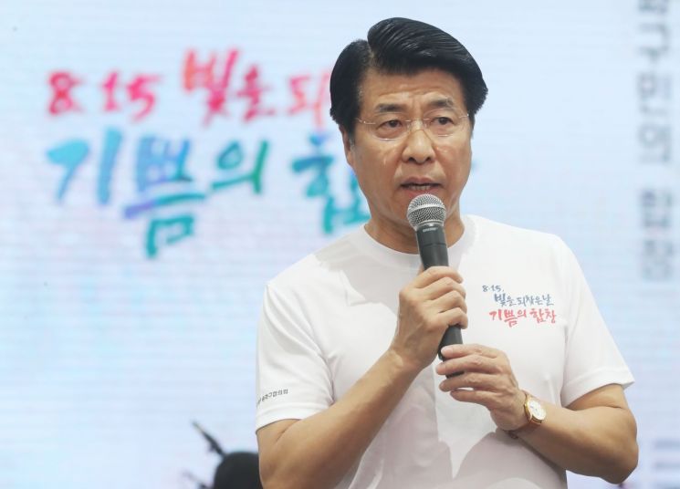 Seo Gangseok, Mayor of Songpa District, giving a greeting. Provided by Songpa District Office.