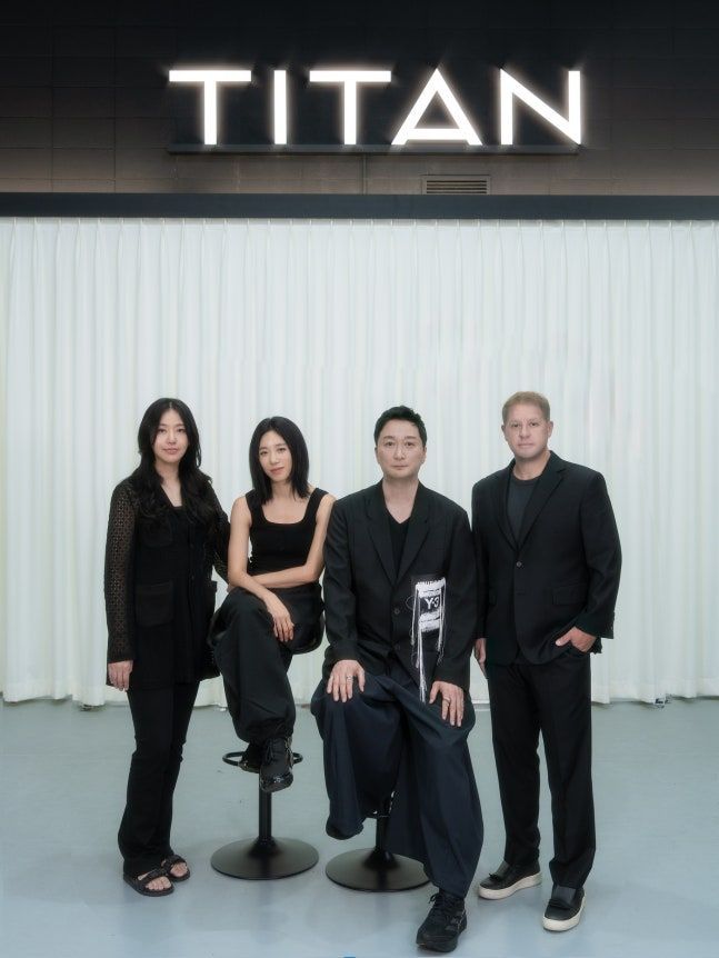 강정아 타이탄 콘텐츠 CEO(왼쪽부터) 리아킴 CPO, 한세민 COB, 돔 로드리게즈 CBO. 타이탄 콘텐츠