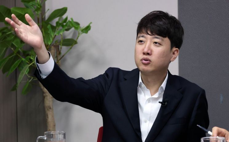 이준석 대표는 "지방선거도 대선 처럼 독자적으로 돌파하겠다"고 말했다.