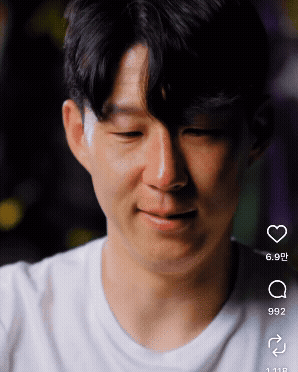 "늙은이에게 뭔가 필요하면 연락해"…손흥민 눈물의 작별 편지