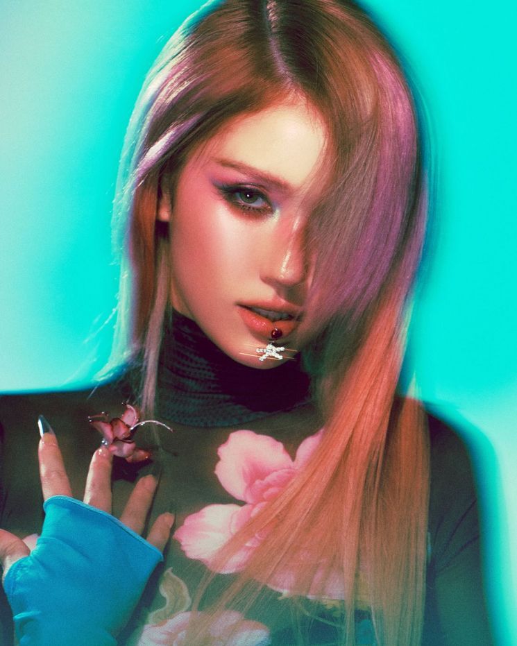 [인터뷰]전소미 "나를 사랑하면서 미워한 경험, 신곡에 녹였죠"