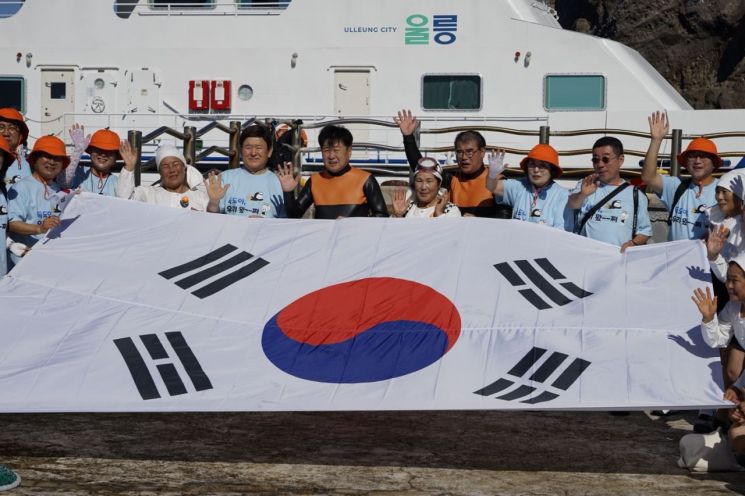 제주도지사 울릉도 독도 방문. 울릉군 제공