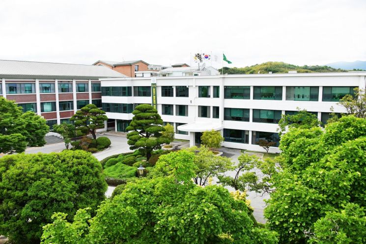 담양군 청사 전경.