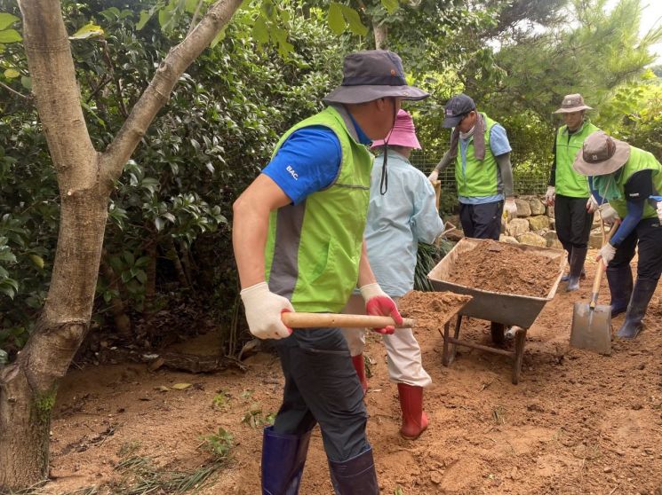 대구 공사·공단 4곳 임직원 20명, 경남 합천서 수해복구 구슬땀 