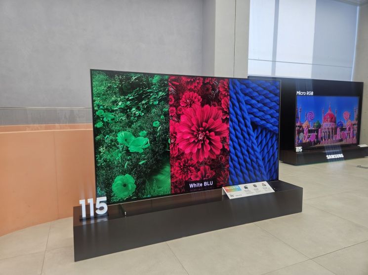 삼성전자의 '마이크로 RGB(빨강·초록·파랑) TV'. 사진 박준이 기자.