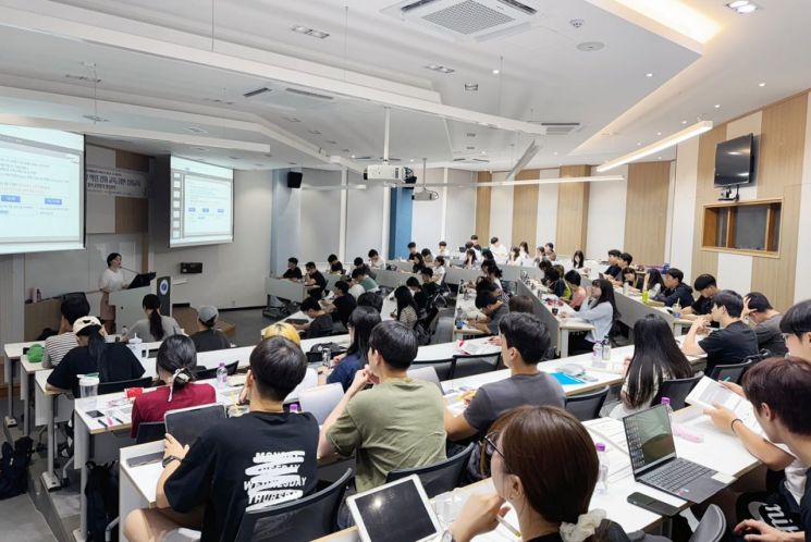 국립부경대, ‘데이터 분석 준전문가 양성과정’ 7주간 열어… 82명 수료