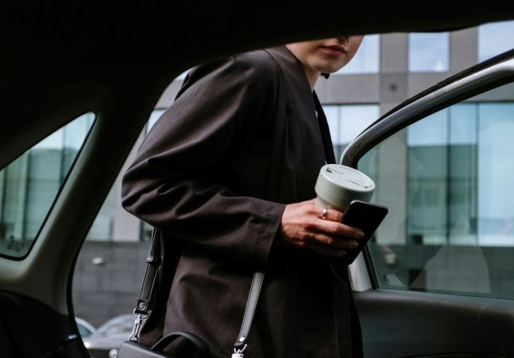 성공한 여성 가업가 이미지로 기사 내용과 무관. 펙셀스