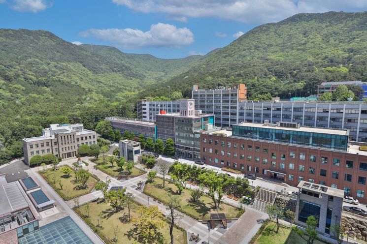 Dong-A University College of Medicine.