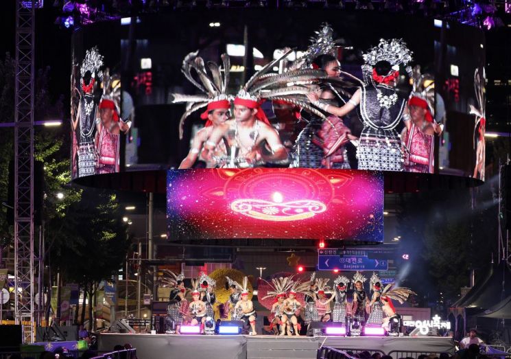 관람객 눈높이에 맞춘 '대전 0시 축제' 