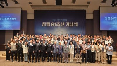 李대통령, 기자協 축사 "허위조작·선동서 민주주의 지켜야"