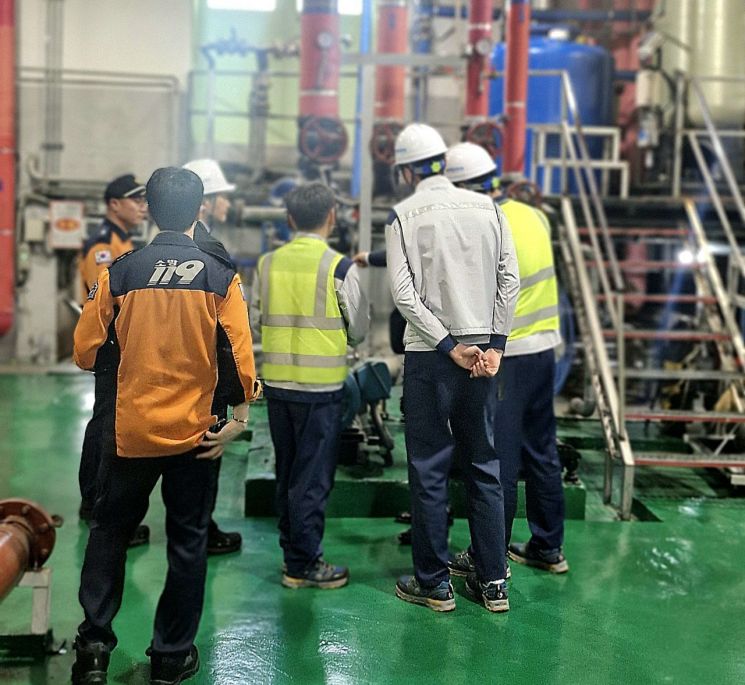 경기소방, 화장품 원료 제조업체 대상 '안전점검'