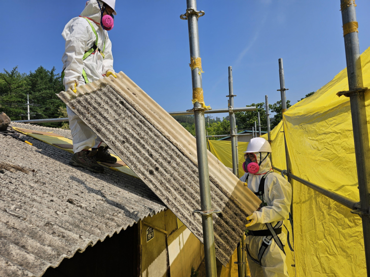 진안군, '노후 슬레이트' 처리 지원…14억 투입