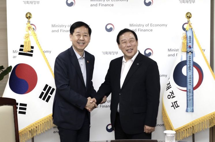 최민호, 구윤철 경제부총리에 '대통령집무실' 건립 예산 요청