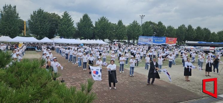 경주, 광복 80주년 ‘독도 수묵화’로 물들다