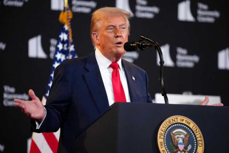 트럼프, 연방정부 미관 개선 '최고디자인책임자' 신설