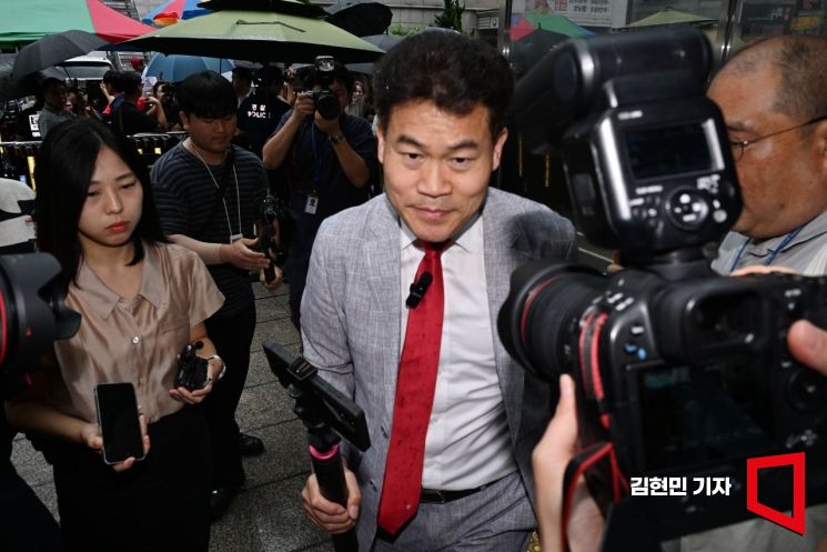 [포토] 전한길, 국민의힘 윤리위 출석