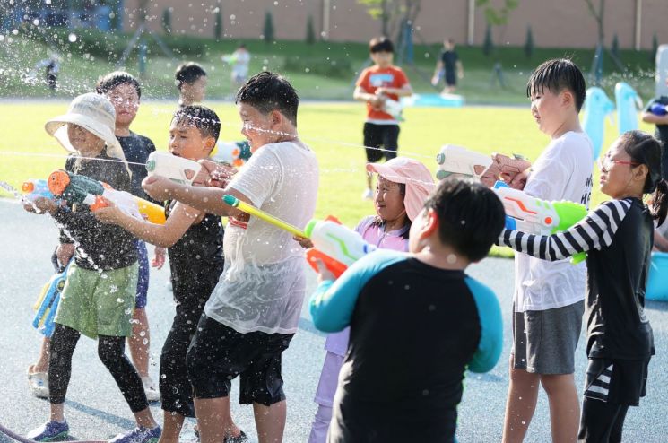 순창발효관광재단이 오는 23일 순창발효테마파크에서 '제3회 꼼순락(꼬마들의 순창 오락실)' 축제를 연다. 순창군 제공