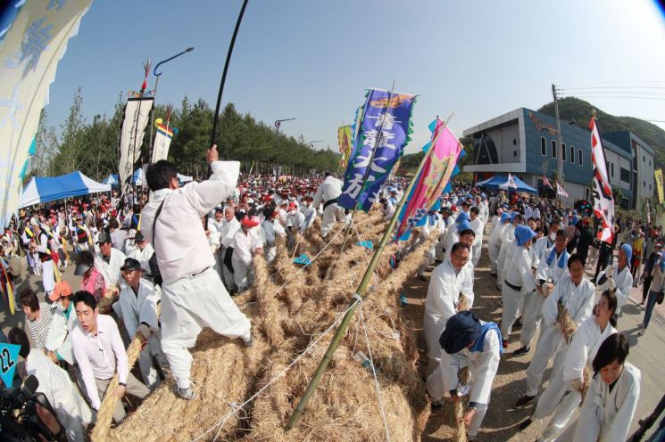 '의령큰줄땡기기' 수해 복구· 여건 고려…1년 연기·2027년 개최