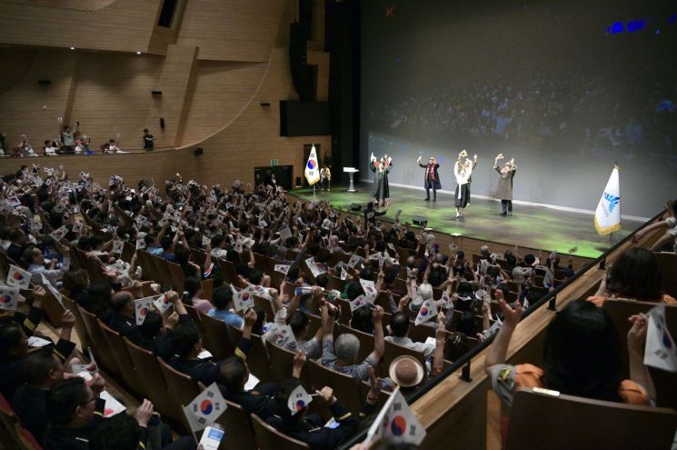 최민호 "광복 80주년, 화합으로 민족 정체성 찾아 기려야"