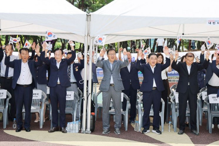 창원특례시, 배중세 지사 추념식·주기철 목사 기념관 방문