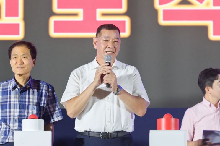 여름밤을 물들인 공주야밤 맥주축제 성황