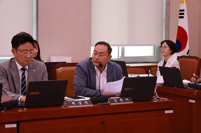 정치입문을 시작으로 한시도 의대유치에 끈을 놓아본 적 없는 김원이 국회의원.