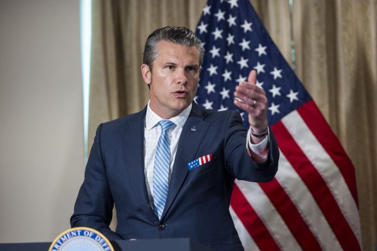 美국방부 당국자 "日 방위비 증액 소극적…韓과는 진전 전망"