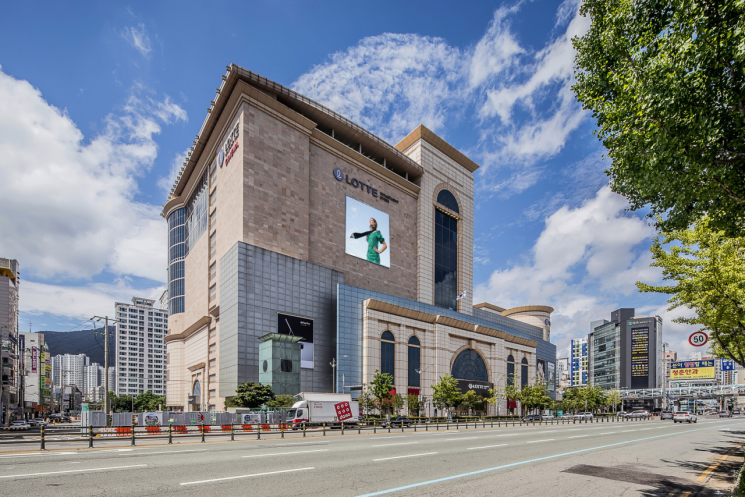 열흘의 파티 즐겨요… 롯데백화점 동래점, 개점 34주년 기념 행사