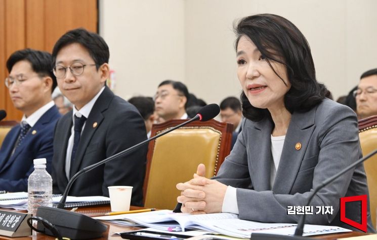 [포토] 이진숙 “‘뇌 구조 이상하다’에 모욕감…최민희 고소”