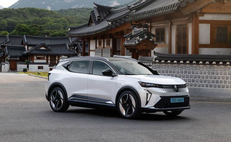 서울서 부산까지 한번이면 OK!… 르노코리아, ‘세닉 E-Tech 100% 일렉트릭’ 인도 개시