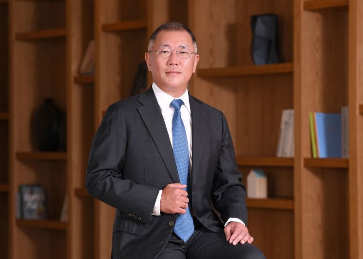 정의선 "현대차 DNA에 '혁신' 내재…기술로 인류의 삶 개선 기여"