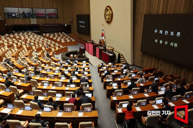 노란봉투법, 與 주도로 국회 본회의 통과…국민의힘 표결 불참