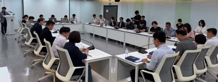 광주시는 21일 시청 소회의실에서 '광주 2025 현대세계양궁선수권대회 및 세계장애인양궁선수권대회' 추진 상황 최종 보고회를 열고 대회 준비상황을 최종 점검했다. 광주시 제공