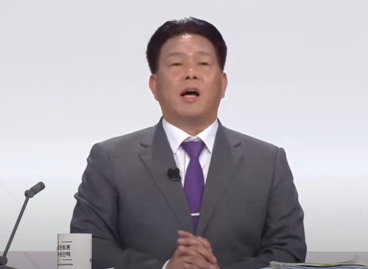 21대 대선에 출마했던 송진호씨. 중앙선거관리위원회·TJB뉴스 유튜브 캡처