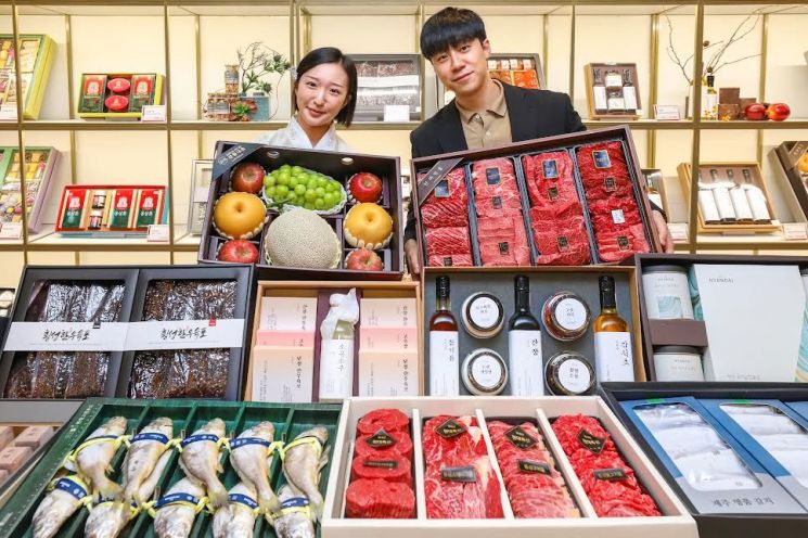 백화점 3사, 추석 선물세트 사전 예약 판매 돌입