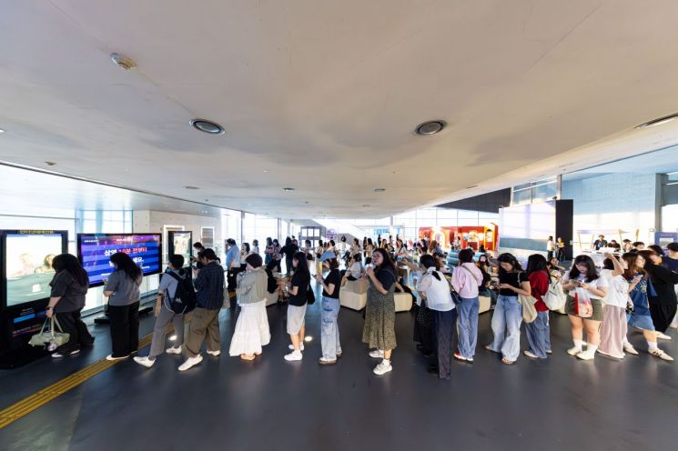 ‘2025 국제스트리밍페스티벌’ 열기… 폭발적 관심 속 둘째 날 하이라이트