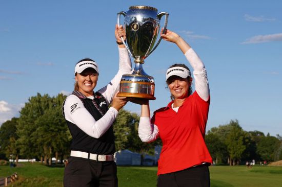 김세영, 톱 10 진입…헨더슨 '홈 코스 우승'