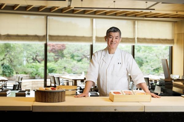 '스시 아오키' 셰프 초청…신라호텔 '더 파크뷰'서 日 정통 스시 선봬