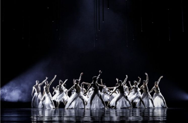 무용단체 무트댄스, 헝가리 죄르발레단과 협업 '미러' 공연 