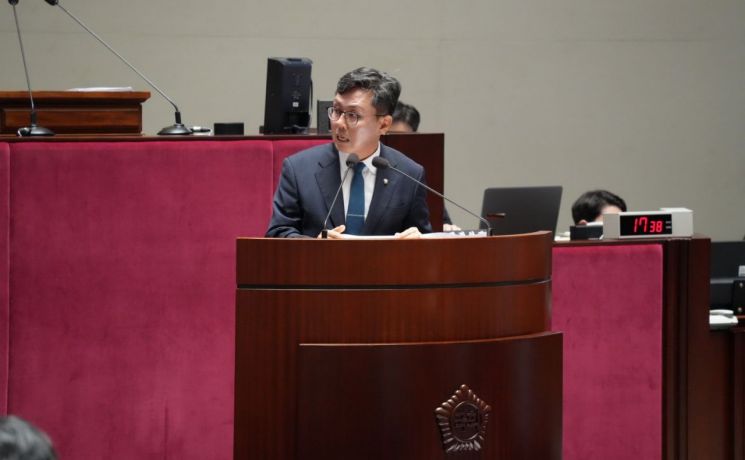 안도걸 더불어민주당 의원이 25일 국회 예산결산특별위원회에서 발언하고 있다. 안도걸 의원실 제공