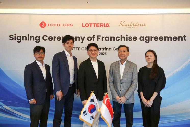 롯데GRS, 싱가포르 시장 진출…"K버거 글로벌 확장 가속"