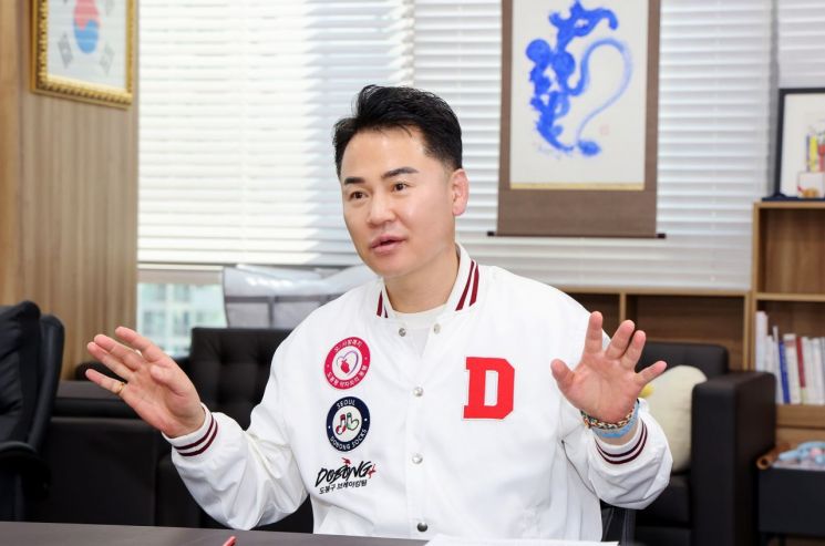 오언석 구청장은 “오랜 시간 정체됐던 도봉이 지난 3년간 대 변화를 시작하며 성장의 궤도에 올라섰다”고 말했다. 도봉구 제공.