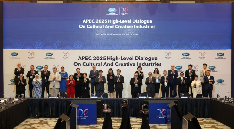 최휘영 장관 "문화창조산업, 일자리 창출·경제 성장 핵심 동력"