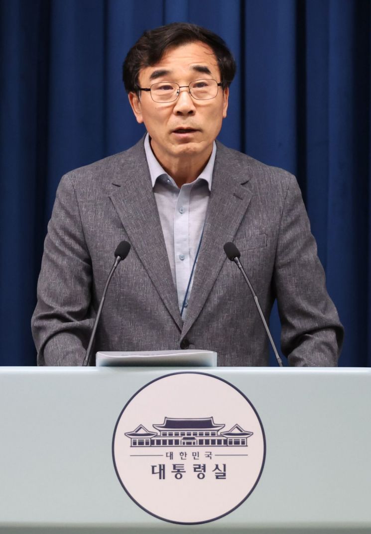 전성환 경청통합수석, 오늘 아리셀참사 유가족 만난다