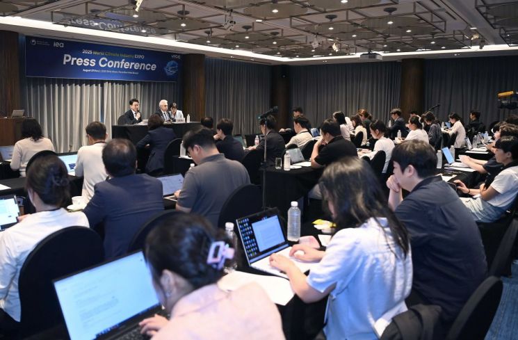 파티 비롤 IEA 사무총장 "에너지 안보, 전력망·핵심광물에 달려"